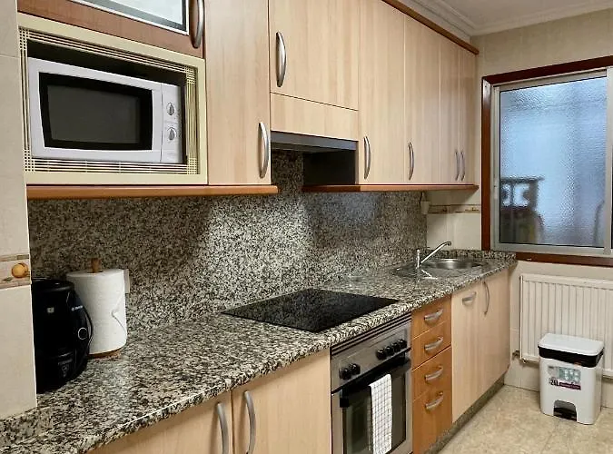 Carrerahouses Norte Con Garaje Vigo